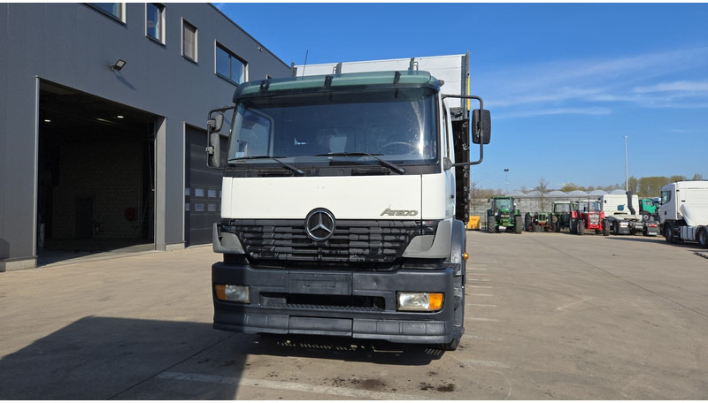 Mercedes-Benz Atego 1823 (BOITE MANUELLE / MANUAL GEARBOX) - Sklápěč: obrázek 2 Mercedes-Benz Atego 1823 (BOITE MANUELLE / MANUAL GEARBOX) - Sklápěč: obrázek 2