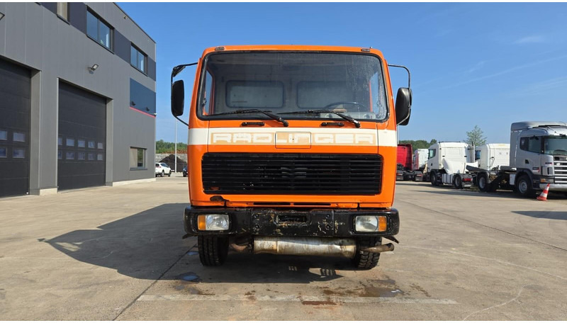 Mercedes-Benz SK 1619 (12.400L / GERMAN TRUCK / CAMION ALLEMAGNE / LAMES / GRAND PONT / V6) - Cisternové vozidlo: obrázek 2 Mercedes-Benz SK 1619 (12.400L / GERMAN TRUCK / CAMION ALLEMAGNE / LAMES / GRAND PONT / V6) - Cisternové vozidlo: obrázek 2