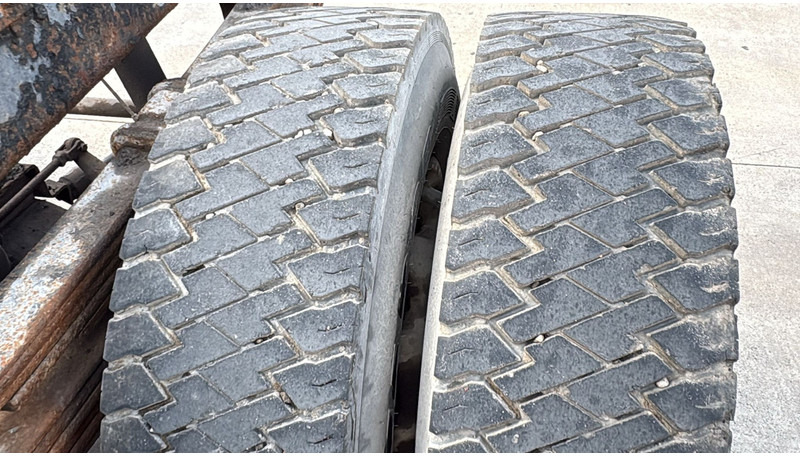 Podvozek s kabinou Mercedes-Benz SK 1622 (4X4 / LAMES / GRAND PONT / V6 / BIG AXLE / POMPE MANUELLE): obrázek 11