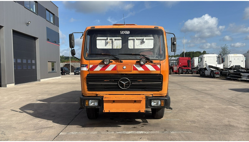 Mercedes-Benz SK 1628 (V8 / LAMES / GRAND PONT / POMPE MANUELLE) - Sklápěč: obrázek 2 Mercedes-Benz SK 1628 (V8 / LAMES / GRAND PONT / POMPE MANUELLE) - Sklápěč: obrázek 2
