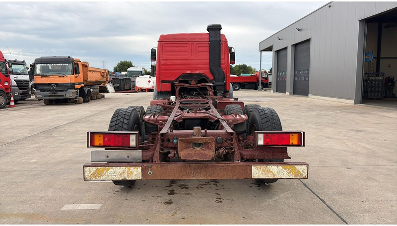 Mercedes-Benz SK 2233 (GRAND PONT / V8 AVEC 2X TURBO / BIG AXLE) - Podvozek s kabinou: obrázek 5 Mercedes-Benz SK 2233 (GRAND PONT / V8 AVEC 2X TURBO / BIG AXLE) - Podvozek s kabinou: obrázek 5