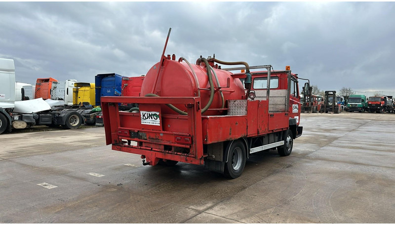 Mercedes-Benz SK 814 (VIDANGEUR / VACUUM / AUXILAIRY / SPER / STEEL SUSP. / LAMES) - Čistič odpadových jam: obrázek 5 Mercedes-Benz SK 814 (VIDANGEUR / VACUUM / AUXILAIRY / SPER / STEEL SUSP. / LAMES) - Čistič odpadových jam: obrázek 5