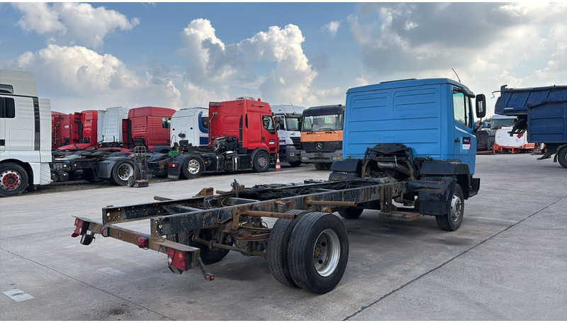 Mercedes-Benz SK 914 (EURO 2 / CHASSIS) - Podvozek s kabinou: obrázek 5 Mercedes-Benz SK 914 (EURO 2 / CHASSIS) - Podvozek s kabinou: obrázek 5