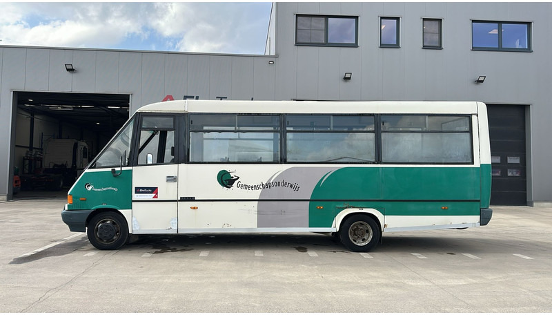 Městský autobus Mercedes-Benz Vario 614 (BELGIAN BUS / MANUAL PUMP / POMPE MANUELLE / BOITE MANUELLE / LAMES): obrázek 8