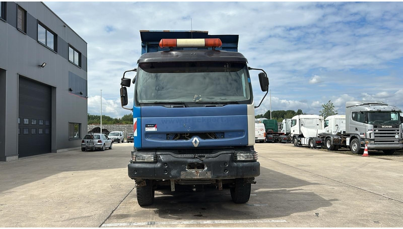 Renault KERAX 420 (BOITE MANUELLE / MANUAL GEARBOX / LAMES / GRAND PONT / GRAND BENNE) - Sklápěč: obrázek 2 Renault KERAX 420 (BOITE MANUELLE / MANUAL GEARBOX / LAMES / GRAND PONT / GRAND BENNE) - Sklápěč: obrázek 2