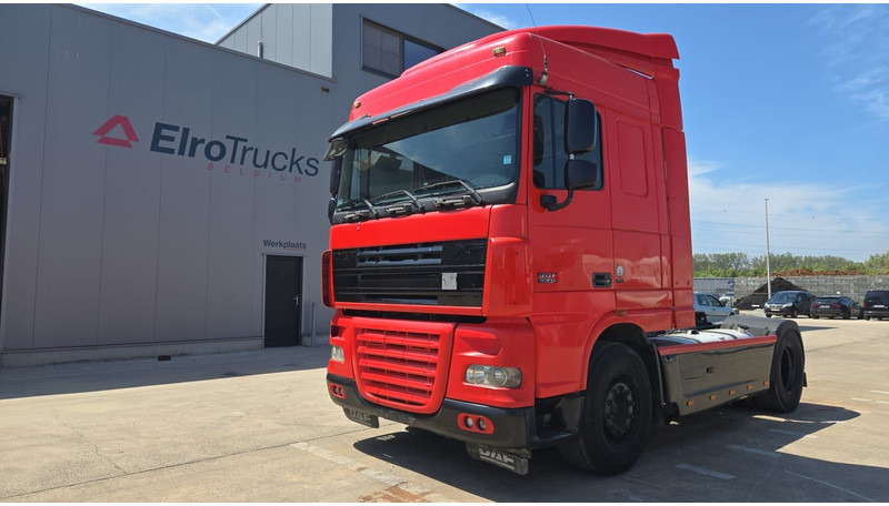 DAF XF 105.410 (BOITE MANUELLE / SUPER PROPRE !!! / TRES BONNE ETAT / AIRCO / MANUAL GEARBOX) - Tahač: obrázek 1 DAF XF 105.410 (BOITE MANUELLE / SUPER PROPRE !!! / TRES BONNE ETAT / AIRCO / MANUAL GEARBOX) - Tahač: obrázek 1