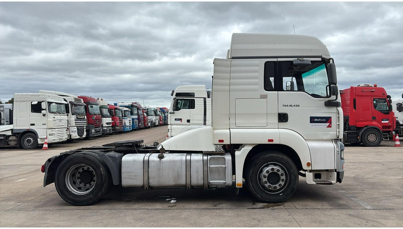 MAN TGA 18.430 (PTO / POMPE HYDRAULIQUE / MANUAL GEARBOX / BOITE MANUELLE / HYDRAULIC PUMP) - Tahač: obrázek 3 MAN TGA 18.430 (PTO / POMPE HYDRAULIQUE / MANUAL GEARBOX / BOITE MANUELLE / HYDRAULIC PUMP) - Tahač: obrázek 3