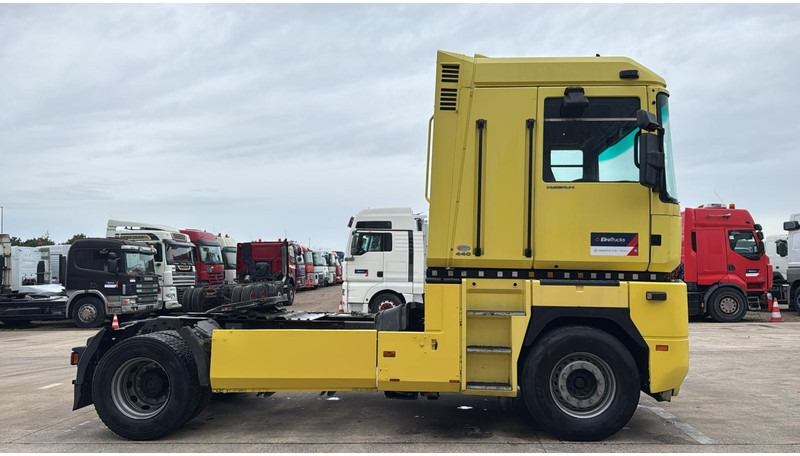 Tahač Renault AE 440 Magnum E-tech (BOITE MANUELLE / MANUAL GEARBOX): obrázek 7