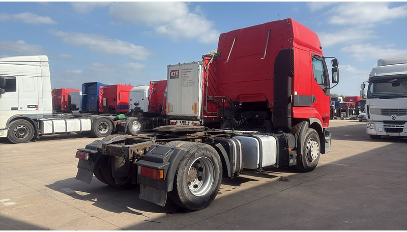 Renault Premium 420 (BOITE MANUELLE / MANUAL GEARBOX) - Tahač: obrázek 4 Renault Premium 420 (BOITE MANUELLE / MANUAL GEARBOX) - Tahač: obrázek 4