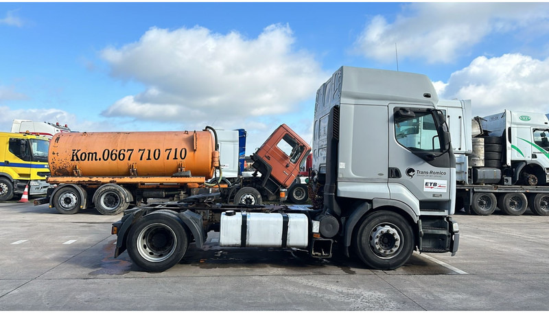 Renault Premium 420 (MANUAL GEARBOX / BOITE MANUELLE) - Tahač: obrázek 4 Renault Premium 420 (MANUAL GEARBOX / BOITE MANUELLE) - Tahač: obrázek 4