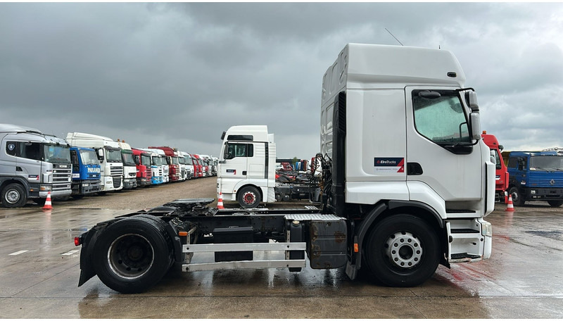 Renault Premium 450 (BOITE MANUELLE / MANUAL GEARBOX) - Tahač: obrázek 4 Renault Premium 450 (BOITE MANUELLE / MANUAL GEARBOX) - Tahač: obrázek 4