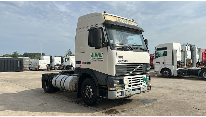 Volvo FH 12.380 (BOITE MANUELLE / MANUAL GEARBOX / EURO 2 / PTO) - Tahač: obrázek 5 Volvo FH 12.380 (BOITE MANUELLE / MANUAL GEARBOX / EURO 2 / PTO) - Tahač: obrázek 5