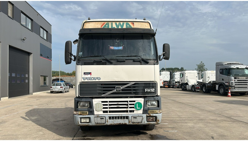 Volvo FH 12.380 (BOITE MANUELLE / MANUAL GEARBOX / EURO 2 / PTO) - Tahač: obrázek 2 Volvo FH 12.380 (BOITE MANUELLE / MANUAL GEARBOX / EURO 2 / PTO) - Tahač: obrázek 2