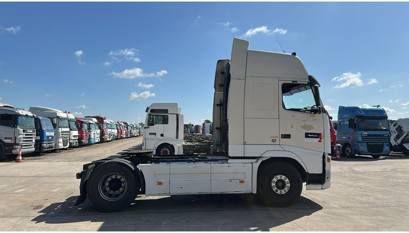 Volvo FH 460 (MANUAL GEARBOX / BOITE MANUELLE) - Tahač: obrázek 4 Volvo FH 460 (MANUAL GEARBOX / BOITE MANUELLE) - Tahač: obrázek 4