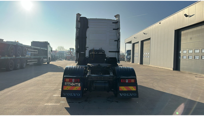 Volvo FH 460 (MANUAL GEARBOX / VERY CLEAN !!! / GOOD TYRES / TOP CONDITION) - Tahač: obrázek 5 Volvo FH 460 (MANUAL GEARBOX / VERY CLEAN !!! / GOOD TYRES / TOP CONDITION) - Tahač: obrázek 5