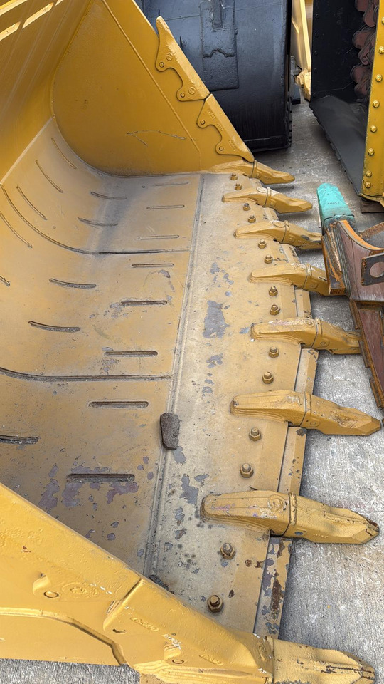 CAT 966 Rock Bucket - Kolový nakladač: obrázek 3 CAT 966 Rock Bucket - Kolový nakladač: obrázek 3