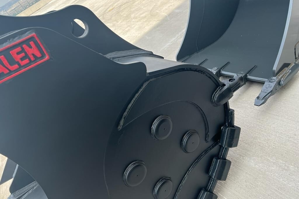 Galen Rock Bucket for 30tons Excavator - Lžíce na bagr: obrázek 3 Galen Rock Bucket for 30tons Excavator - Lžíce na bagr: obrázek 3