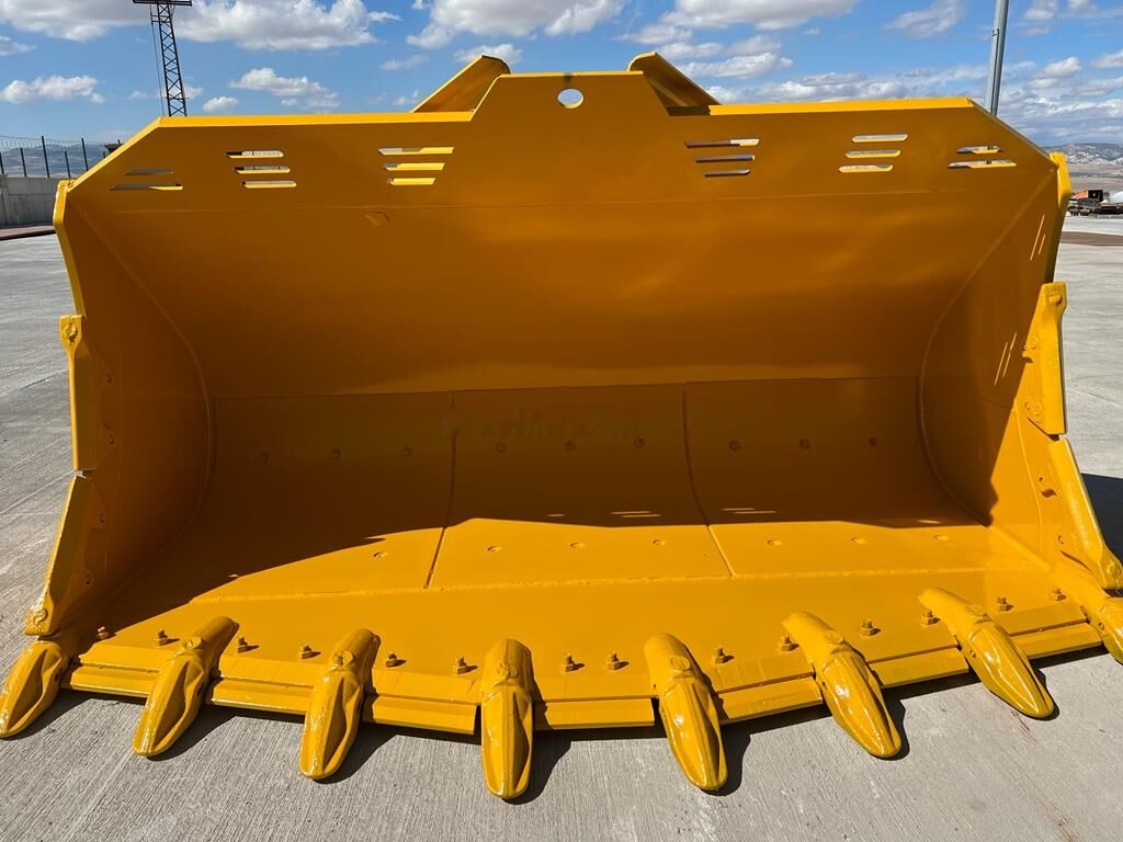 Komatsu WA470 Rock Bucket - Nakládací lžíce: obrázek 1 Komatsu WA470 Rock Bucket - Nakládací lžíce: obrázek 1