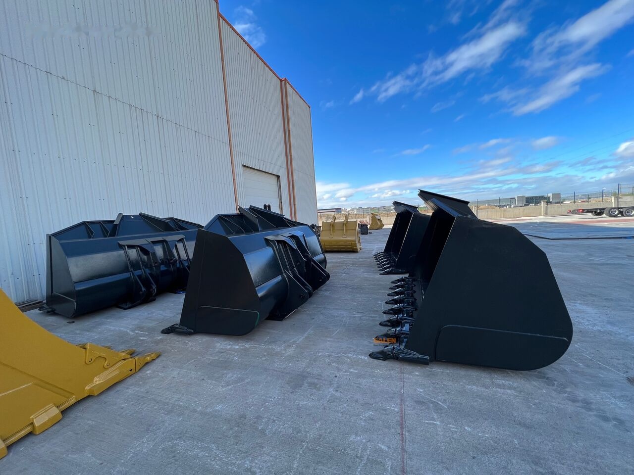 Volvo L150 Rock Bucket - Nakládací lžíce: obrázek 4 Volvo L150 Rock Bucket - Nakládací lžíce: obrázek 4