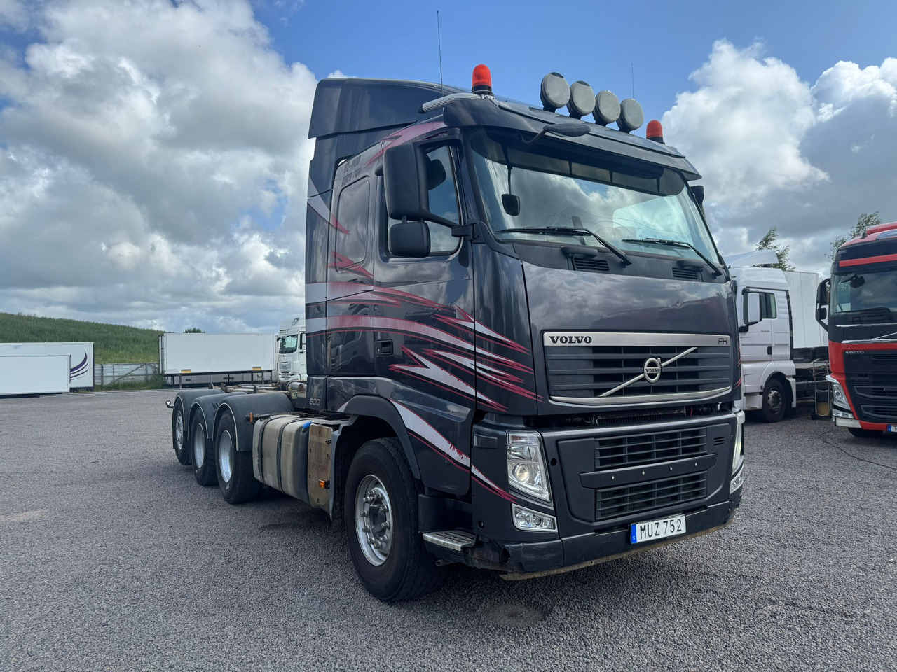 Volvo FH540 - Hákový nosič kontejnerů: obrázek 2 Volvo FH540 - Hákový nosič kontejnerů: obrázek 2