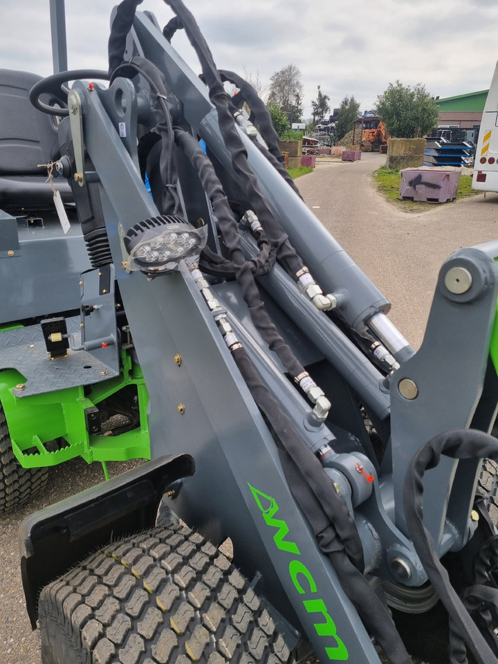 Nový Kolový nakladač WCM L1460: obrázek 22