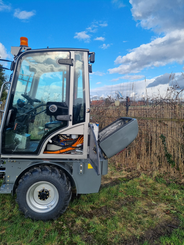 WCM L2310e E-Power - Kolový nakladač: obrázek 1 WCM L2310e E-Power - Kolový nakladač: obrázek 1
