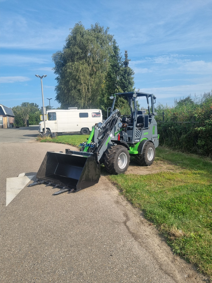 WCM L2312 - Kolový nakladač: obrázek 3 WCM L2312 - Kolový nakladač: obrázek 3