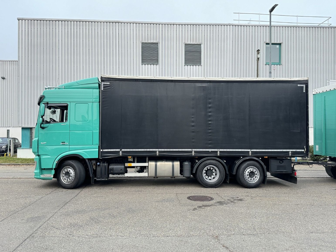 DAF XF480 6x2 Schiebeplane-Zug Bordwände Lenkachse - Plachtový nákladní auto: obrázek 4 DAF XF480 6x2 Schiebeplane-Zug Bordwände Lenkachse - Plachtový nákladní auto: obrázek 4
