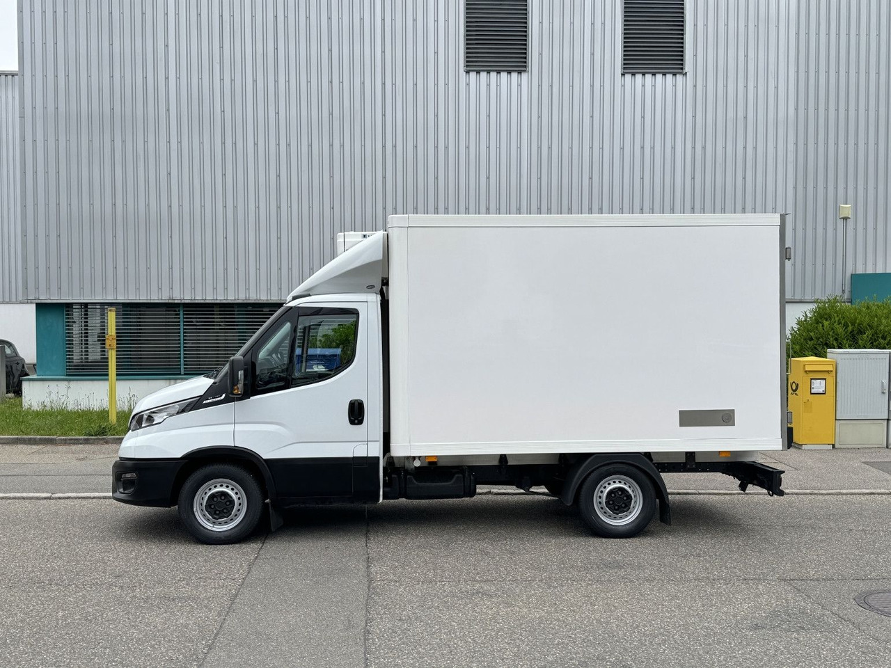 Iveco Daily 35s160 Tiefkühl TK V-500 Air-Pro Hi-Matic - Chladící dodávka: obrázek 4 Iveco Daily 35s160 Tiefkühl TK V-500 Air-Pro Hi-Matic - Chladící dodávka: obrázek 4