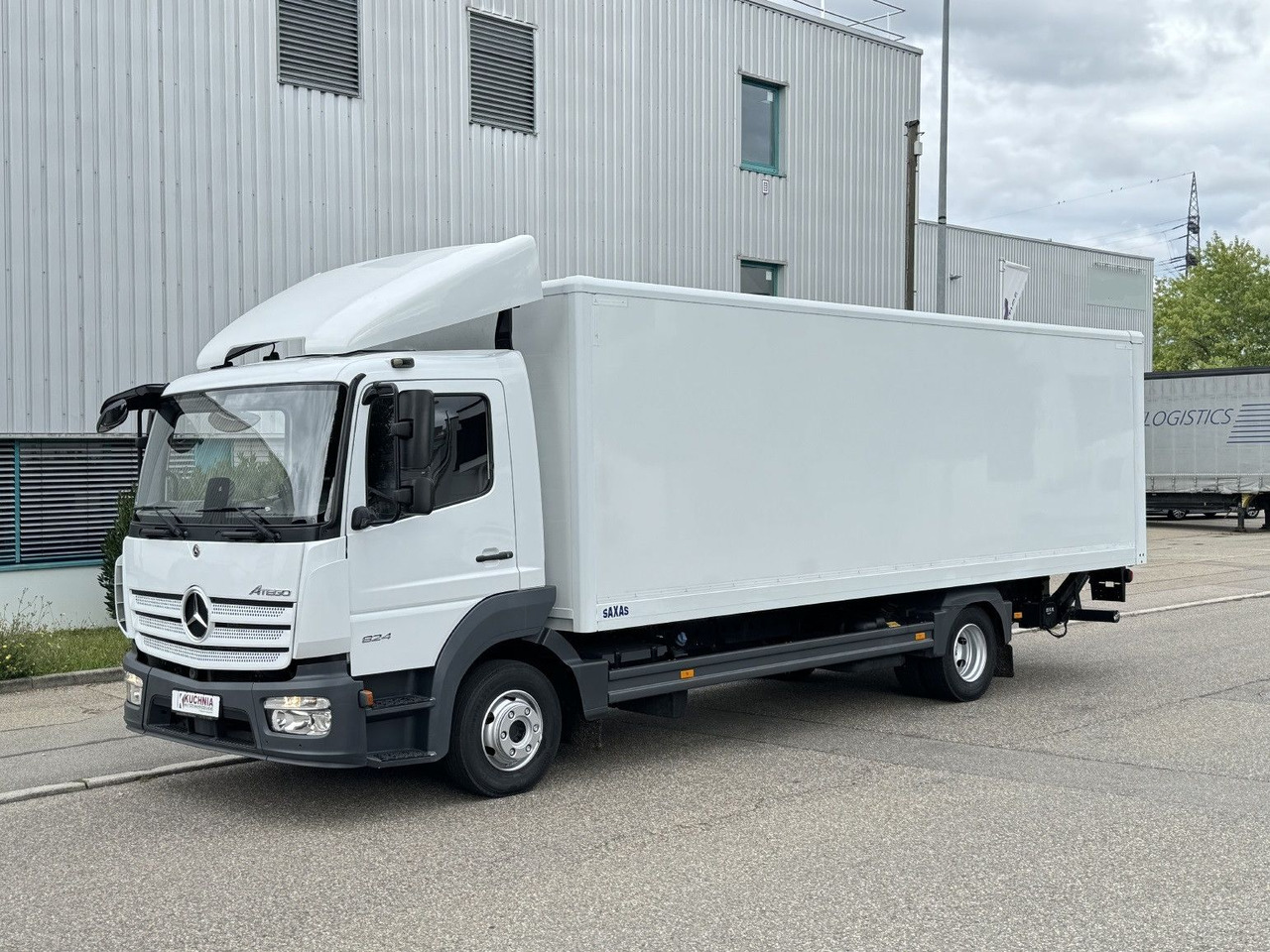 Mercedes-Benz Atego 824L Koffer 7,1m LBW Klima Diff. Sperre - Dodávka skřín: obrázek 1 Mercedes-Benz Atego 824L Koffer 7,1m LBW Klima Diff. Sperre - Dodávka skřín: obrázek 1