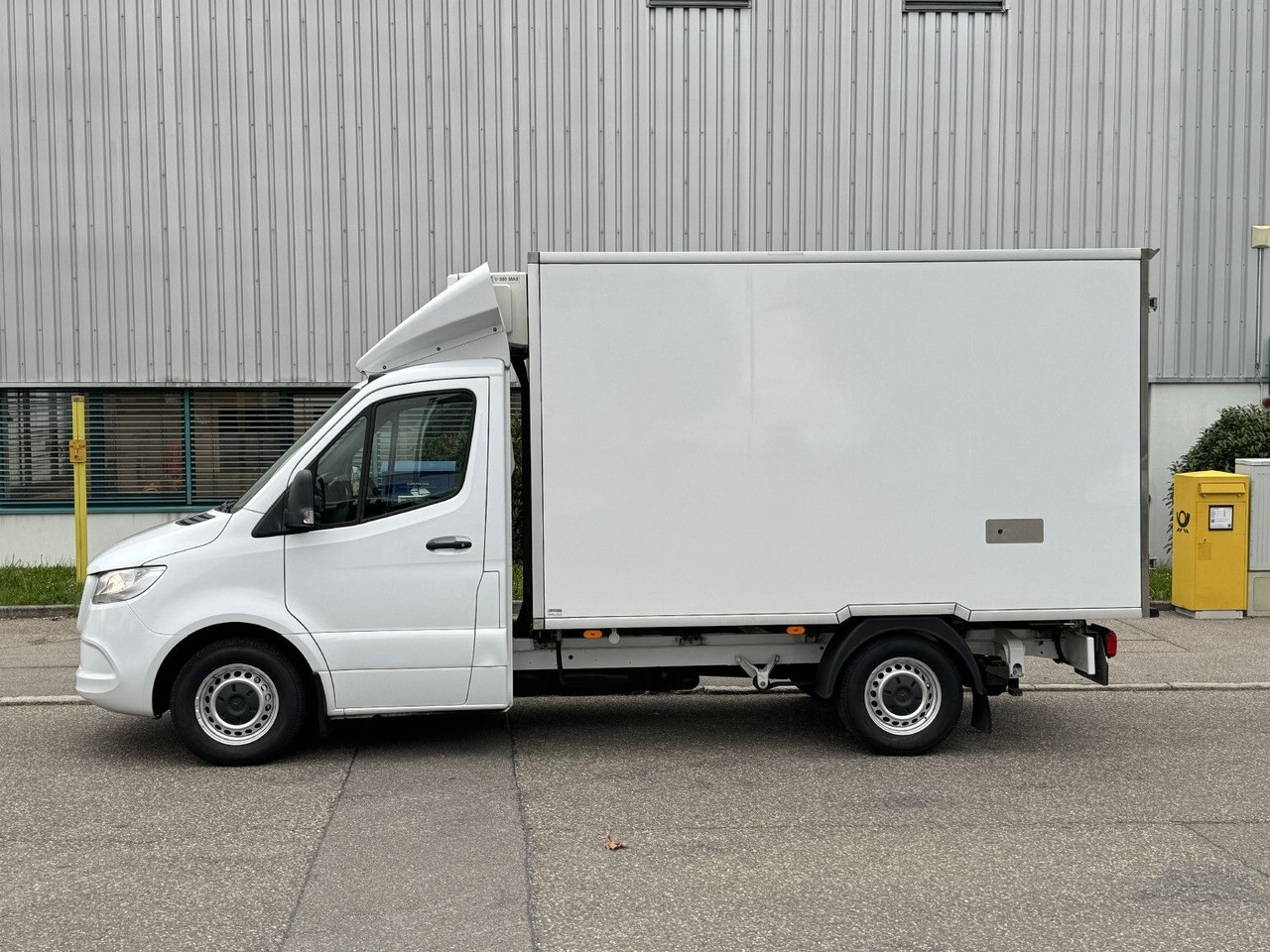 Mercedes-Benz Sprinter 316 Tiefkühl 3,3m TK V-500 MAX Luftgef. - Chladící dodávka: obrázek 4 Mercedes-Benz Sprinter 316 Tiefkühl 3,3m TK V-500 MAX Luftgef. - Chladící dodávka: obrázek 4