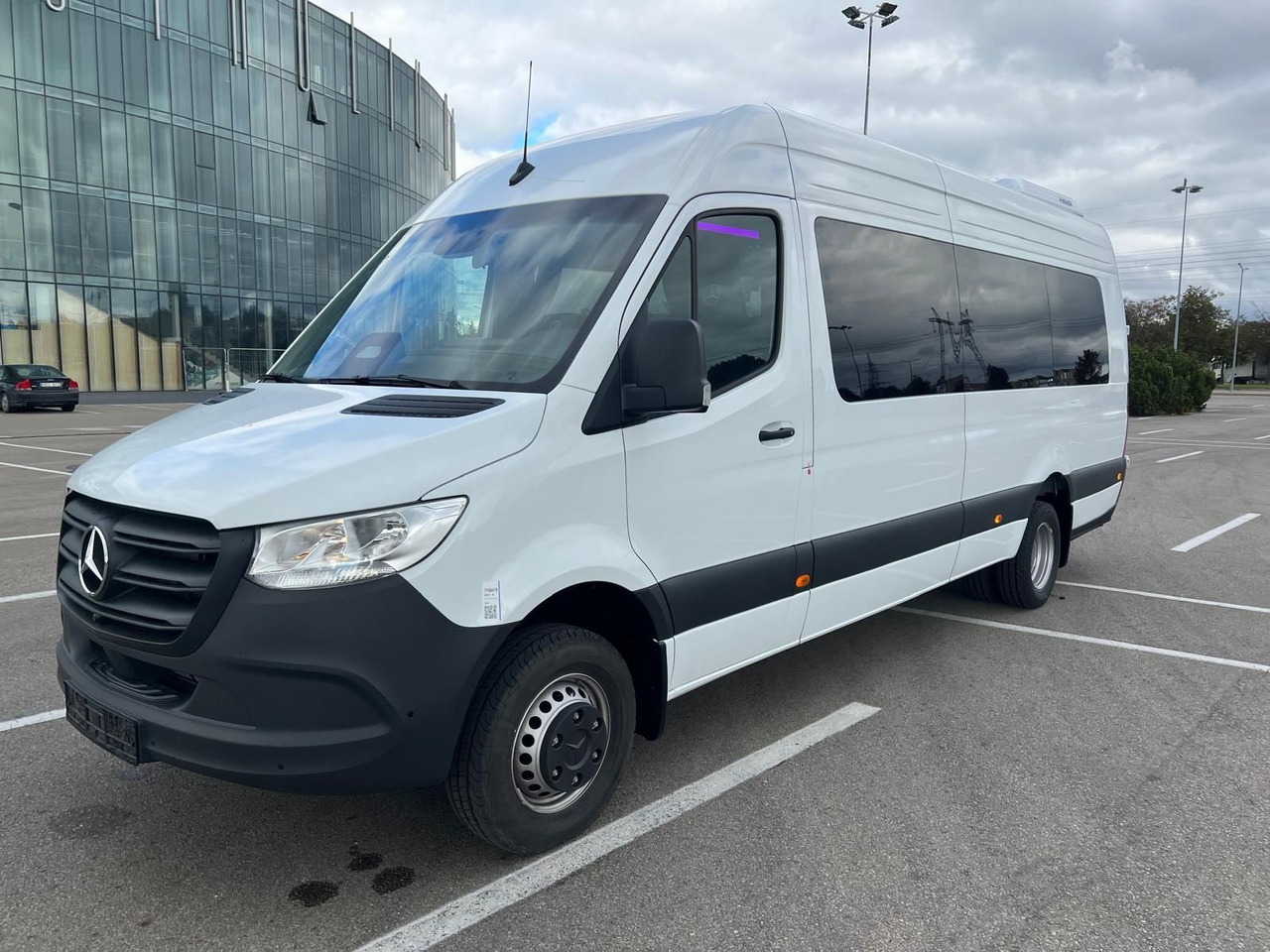 Mercedes-Benz Sprinter 517 Komfort XL, 21 SS - Minibus, Mikrobus: obrázek 2 Mercedes-Benz Sprinter 517 Komfort XL, 21 SS - Minibus, Mikrobus: obrázek 2