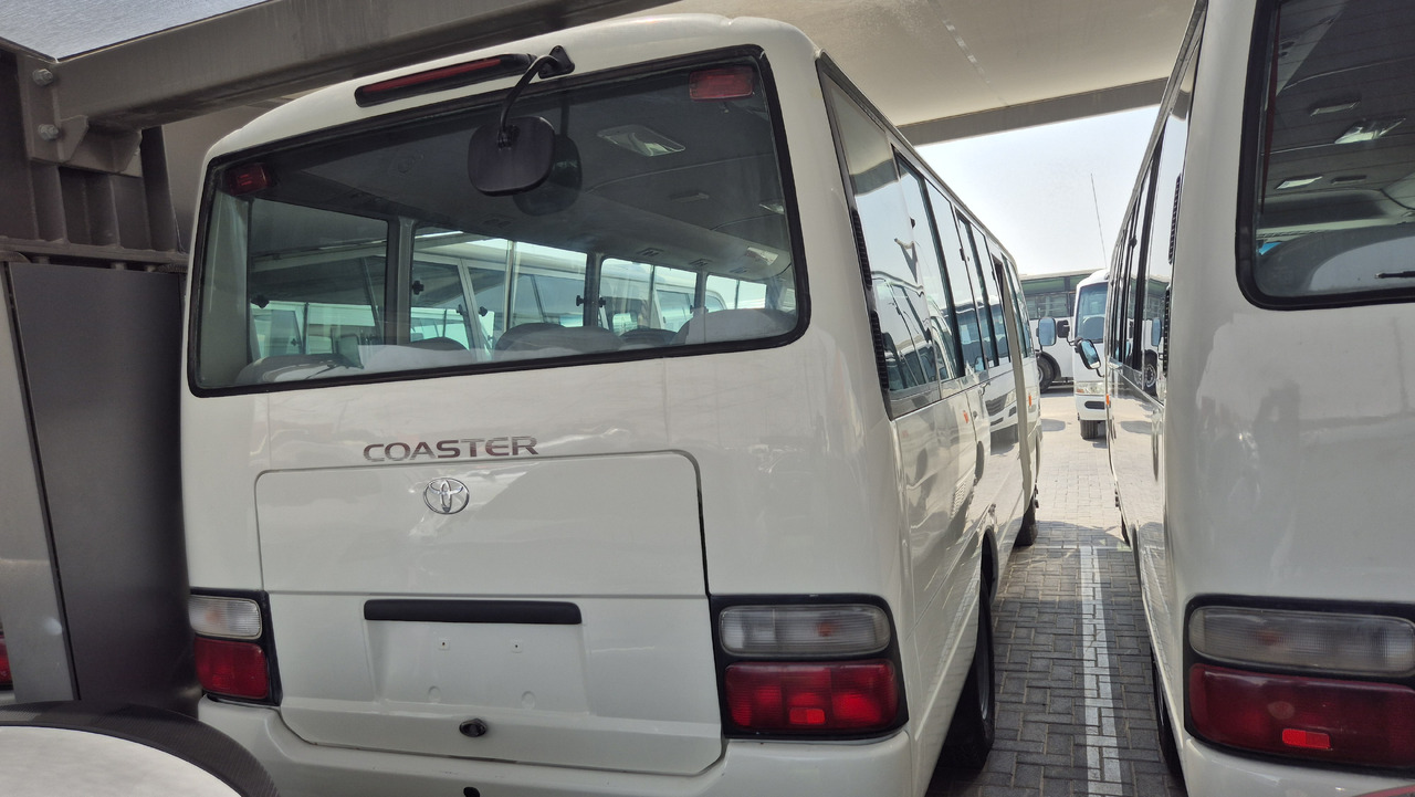 TOYOTA Coaster ... 30 places ... Climatisé - Minibus, Mikrobus: obrázek 2 TOYOTA Coaster ... 30 places ... Climatisé - Minibus, Mikrobus: obrázek 2