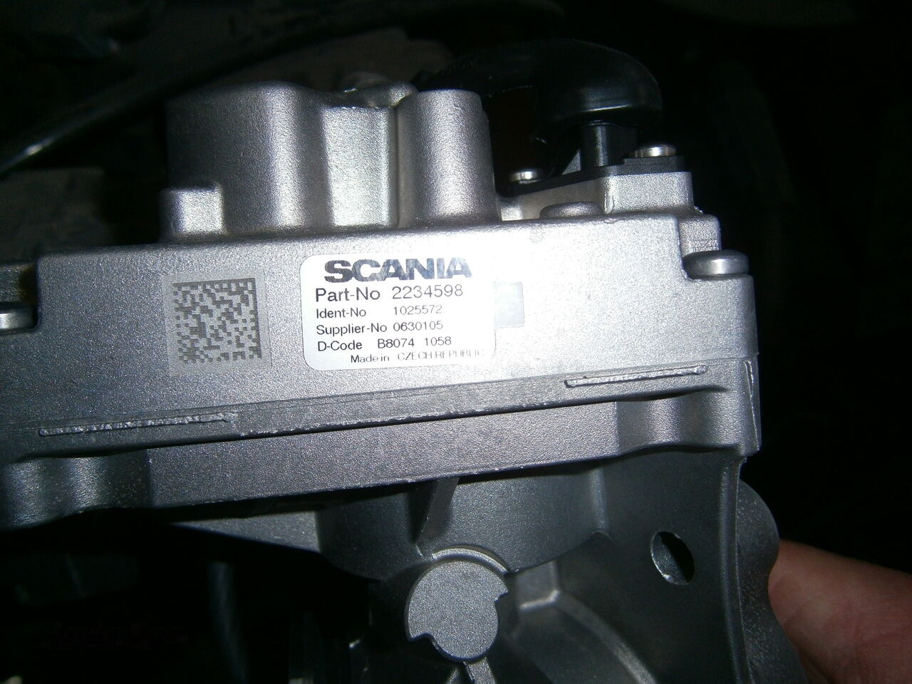 Scania S R N G truck - Sací potrubí pro Nákladní auto: obrázek 1 Scania S R N G truck - Sací potrubí pro Nákladní auto: obrázek 1