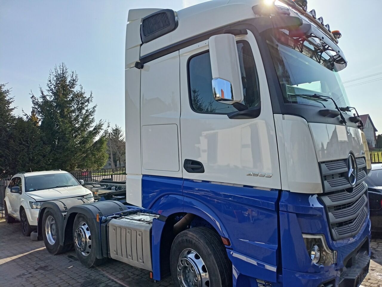 Mercedes-Benz Actros 2553 - Tahač: obrázek 2 Mercedes-Benz Actros 2553 - Tahač: obrázek 2