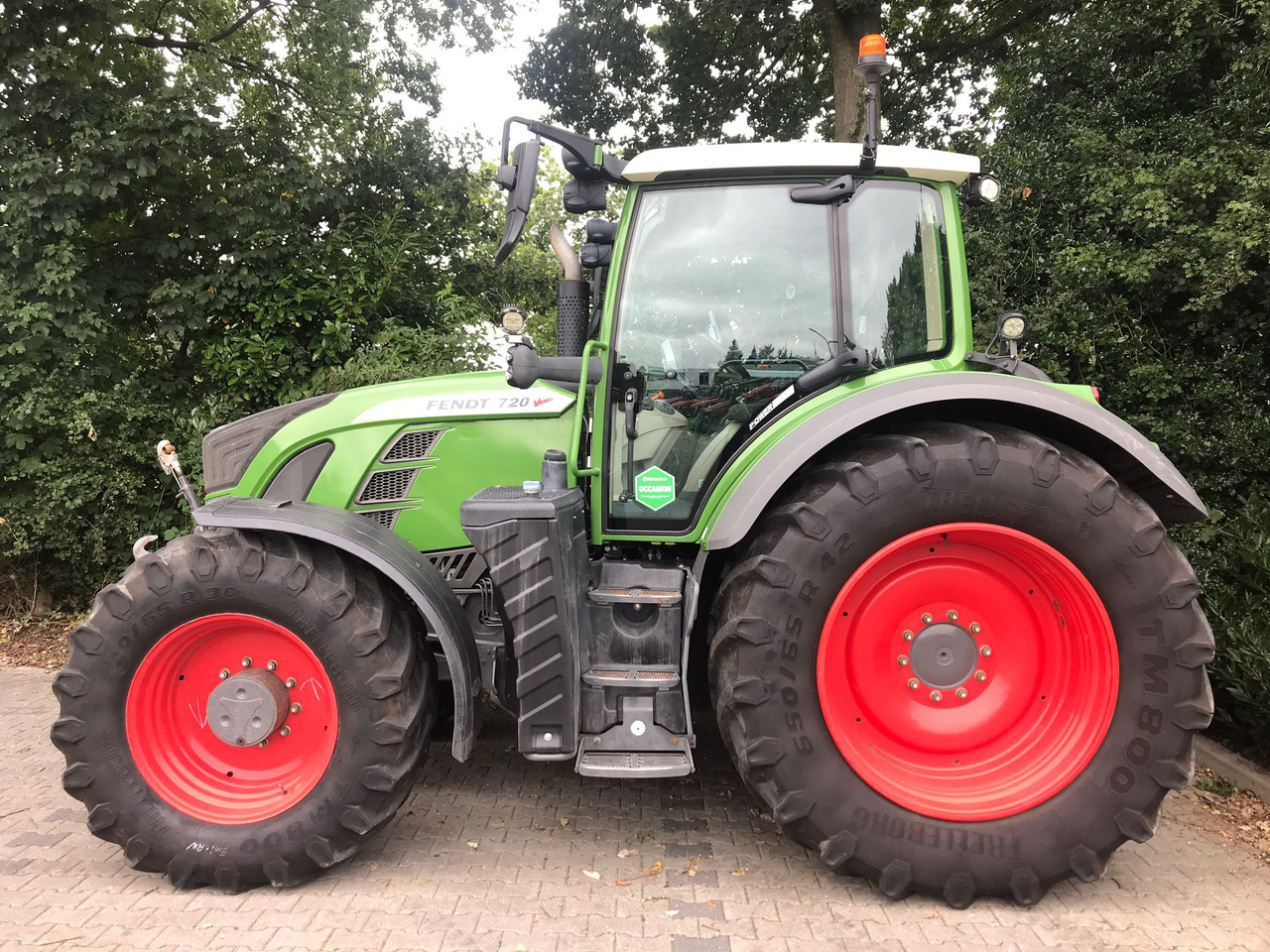 FENDT 720 Vario S4 PowerPlus - Traktor: obrázek 2 FENDT 720 Vario S4 PowerPlus - Traktor: obrázek 2