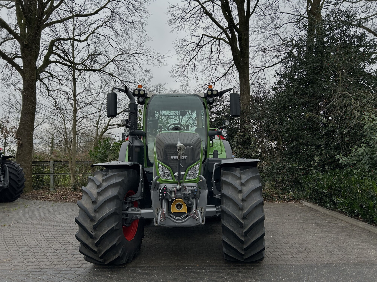 FENDT 724 Vario Gen6 ProfiPlus setting 2 - Traktor: obrázek 3 FENDT 724 Vario Gen6 ProfiPlus setting 2 - Traktor: obrázek 3