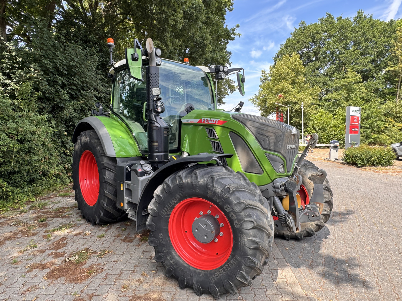 Fendt 718 Gen6 PowerPlus - Traktor: obrázek 2 Fendt 718 Gen6 PowerPlus - Traktor: obrázek 2
