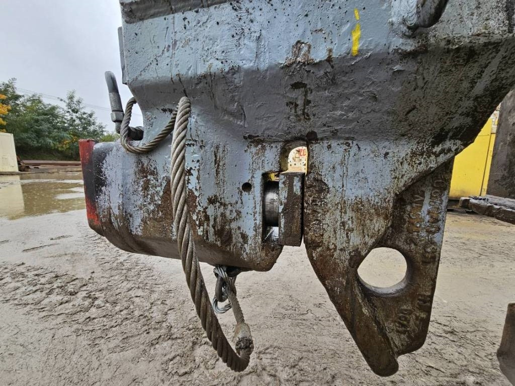 ABI Muller MS-M10000T Sennebogen SR28T bauer bg rg rtg - Samojízdné beranidlo: obrázek 5 ABI Muller MS-M10000T Sennebogen SR28T bauer bg rg rtg - Samojízdné beranidlo: obrázek 5
