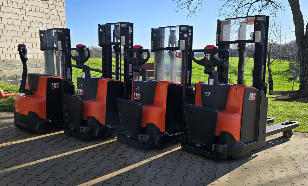 BT SWE 200 D initilal lift, wstępne podnoszenie wideł - Stohovací vozík: obrázek 2 BT SWE 200 D initilal lift, wstępne podnoszenie wideł - Stohovací vozík: obrázek 2