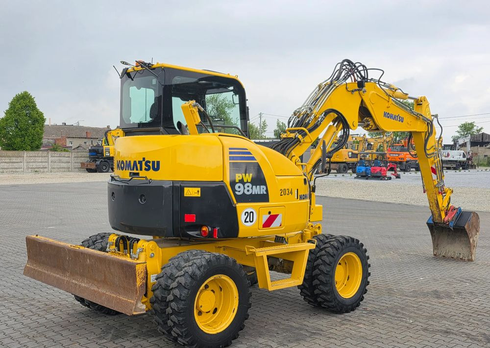 Komatsu PW 98MR-8, 2017 ROK, 5200 MTH, BEZ DPF i ADBLUE - Kolesové rýpadlo: obrázek 4 Komatsu PW 98MR-8, 2017 ROK, 5200 MTH, BEZ DPF i ADBLUE - Kolesové rýpadlo: obrázek 4