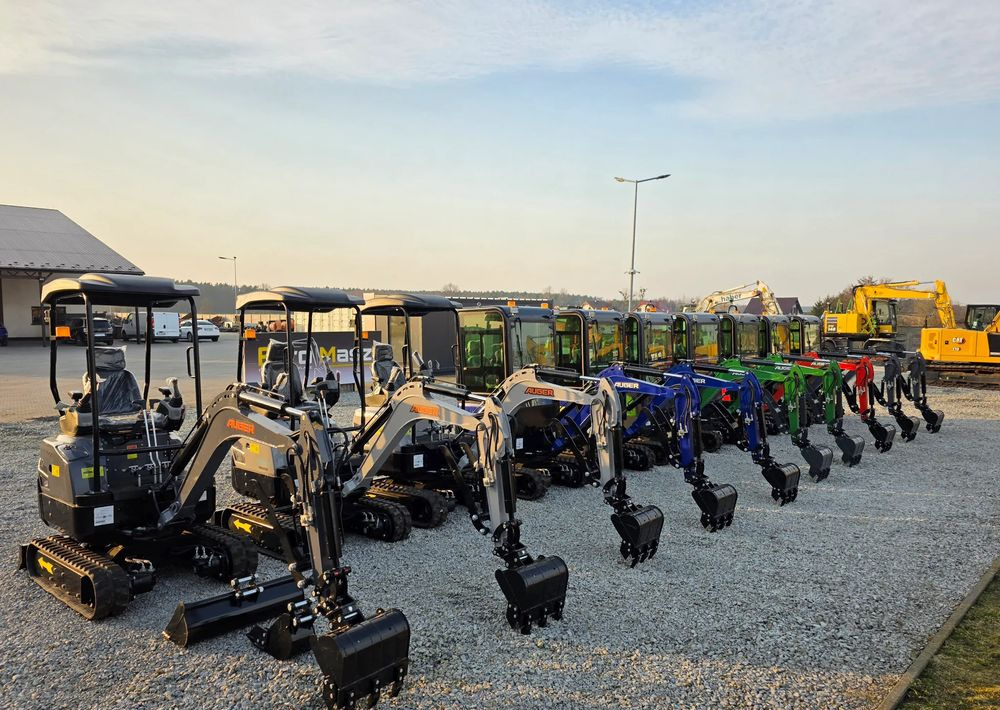 Kubota Minikoparka AUGER HT 18, SILNIK KUBOTA, 3 ŁYŻKI - Mini rýpadlo: obrázek 3 Kubota Minikoparka AUGER HT 18, SILNIK KUBOTA, 3 ŁYŻKI - Mini rýpadlo: obrázek 3