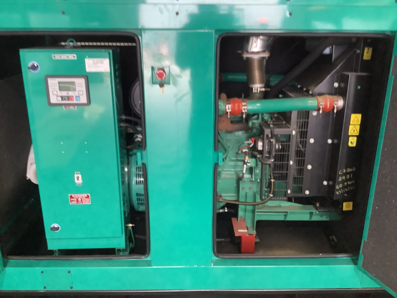 Cummins 62.5 KVA Brand new (2) - Elektrický generátor: obrázek 2 Cummins 62.5 KVA Brand new (2) - Elektrický generátor: obrázek 2