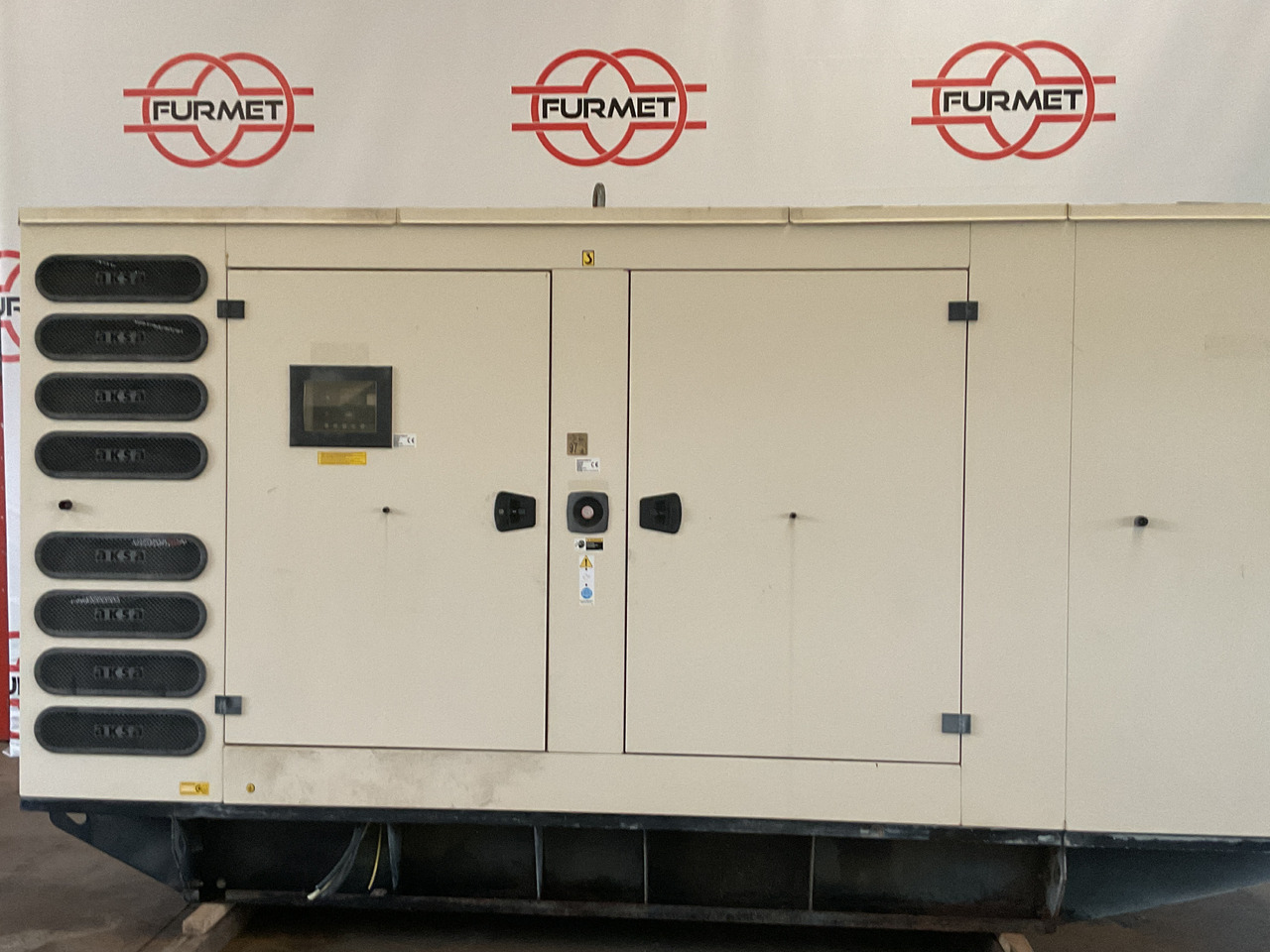 Doosan P158LE, 415KVA generatorset. Like brand new, low hours and complete - Elektrický generátor: obrázek 1 Doosan P158LE, 415KVA generatorset. Like brand new, low hours and complete - Elektrický generátor: obrázek 1