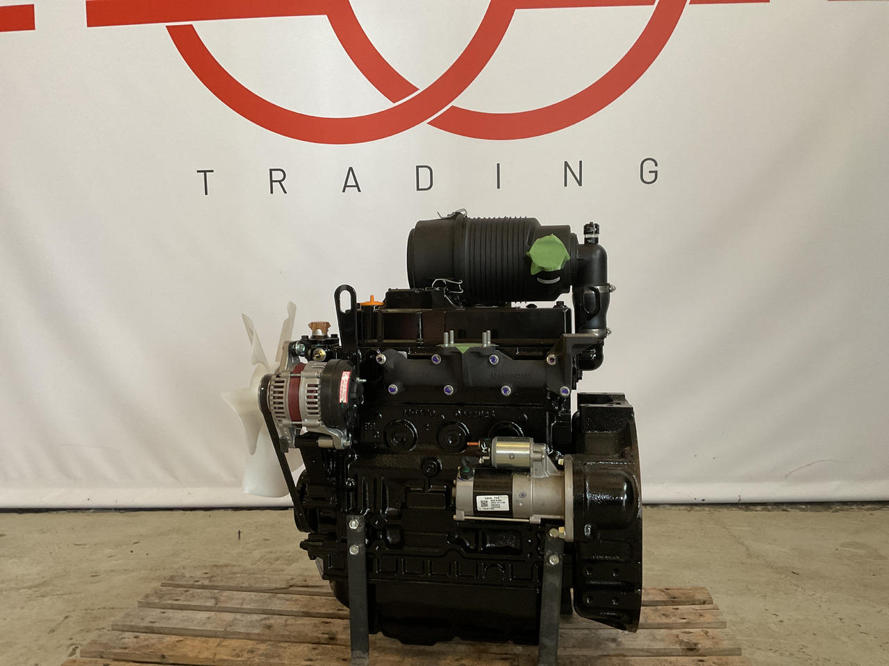 Yanmar 4TNV88 - Motor: obrázek 1 Yanmar 4TNV88 - Motor: obrázek 1