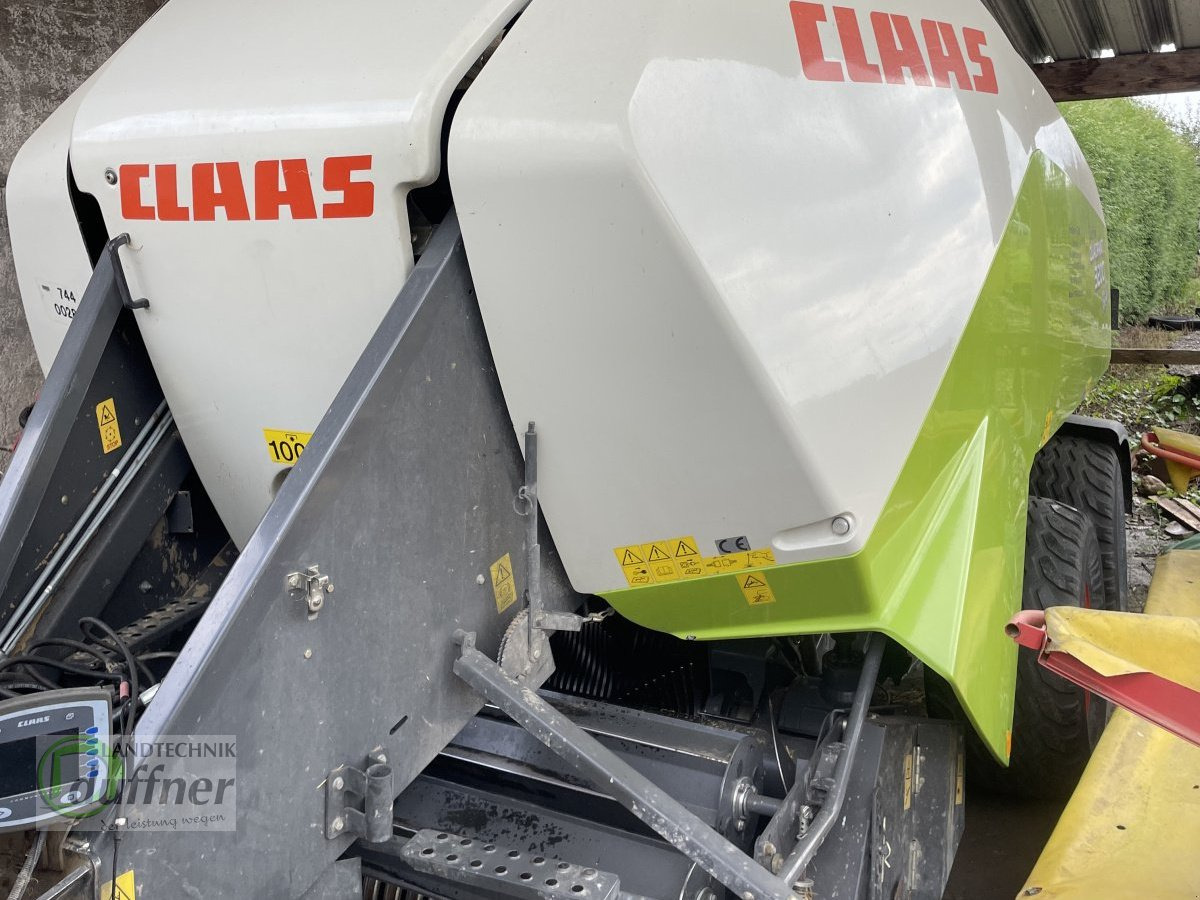 CLAAS Quadrant 3200 RC Tandem - Lis na hranaté balíky: obrázek 1 CLAAS Quadrant 3200 RC Tandem - Lis na hranaté balíky: obrázek 1