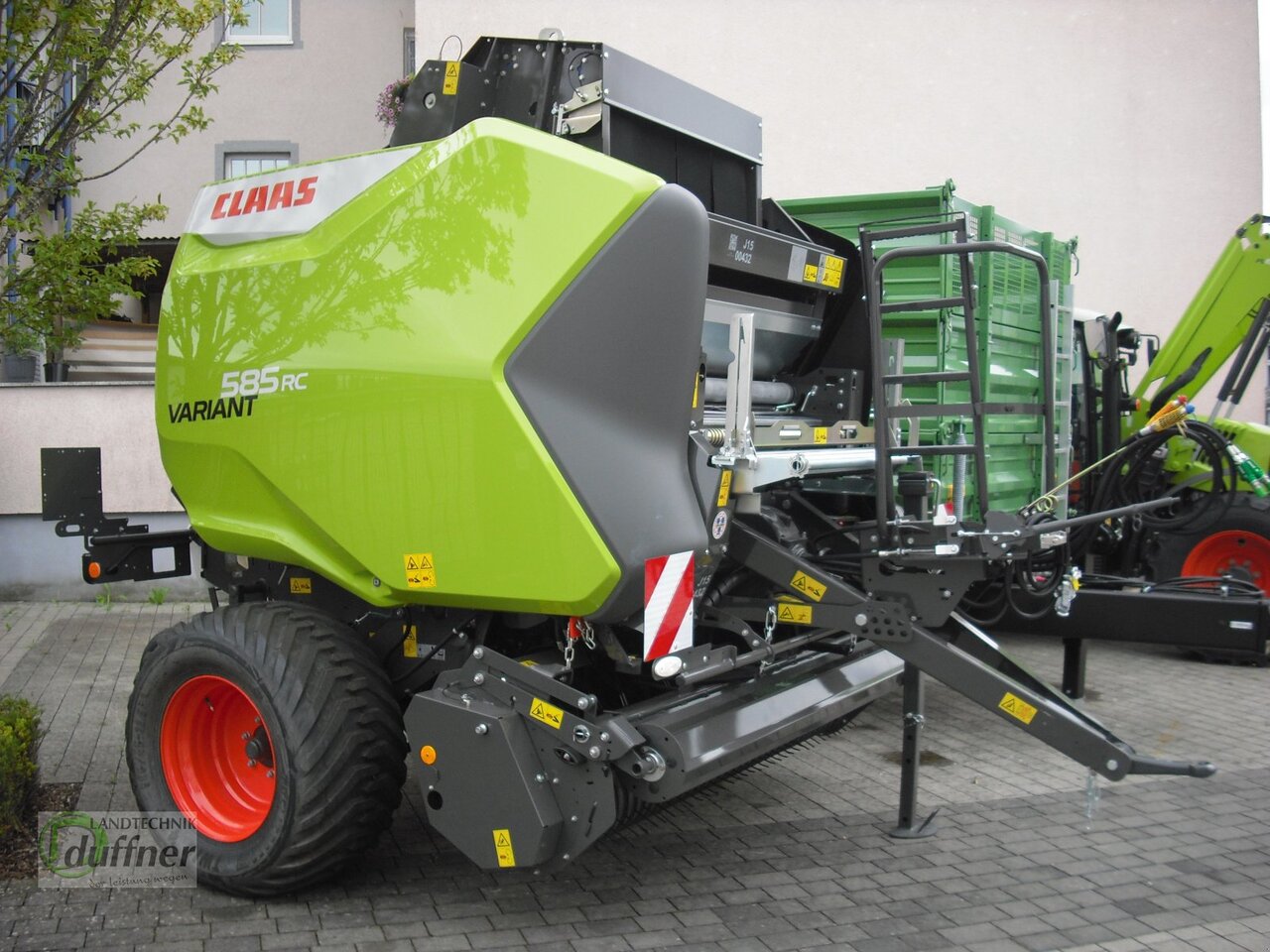 CLAAS Variant 585 RC Pro - Lis na válcové balíky: obrázek 1 CLAAS Variant 585 RC Pro - Lis na válcové balíky: obrázek 1