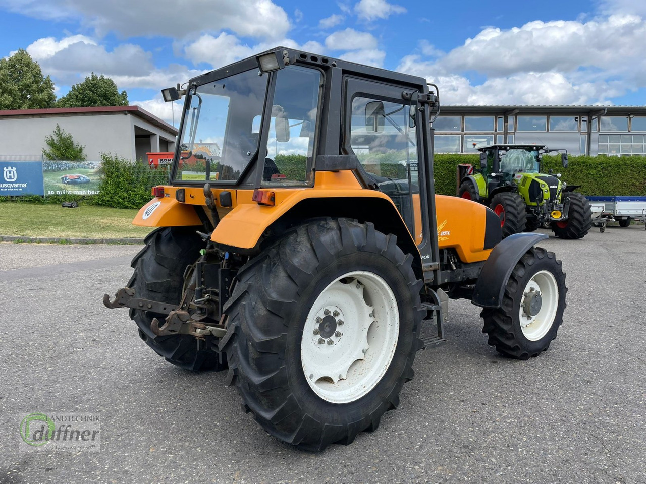 Renault Ceres 85 X - Traktor: obrázek 2 Renault Ceres 85 X - Traktor: obrázek 2