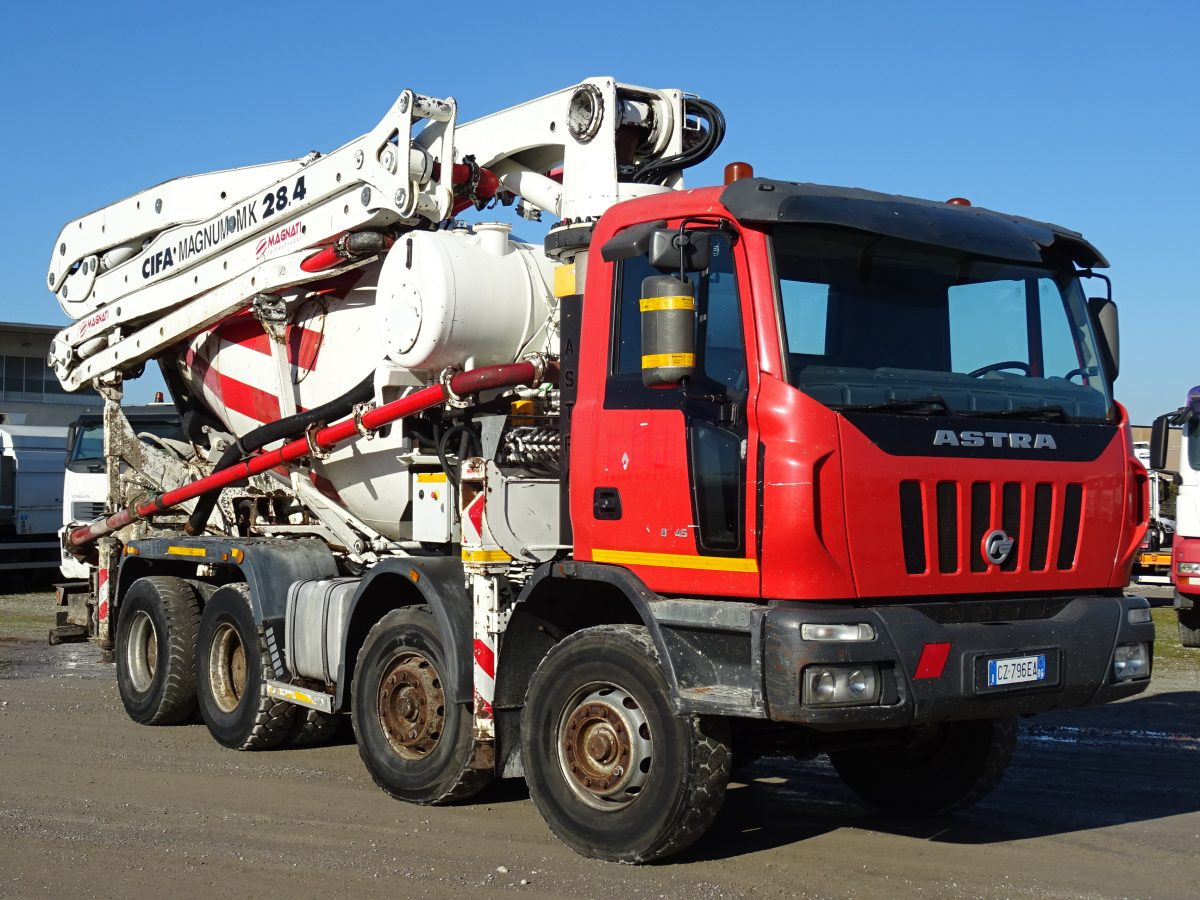 ASTRA HD8 8445 CIFA MK28.4 - Autodomíchávač s čerpadlem: obrázek 1 ASTRA HD8 8445 CIFA MK28.4 - Autodomíchávač s čerpadlem: obrázek 1