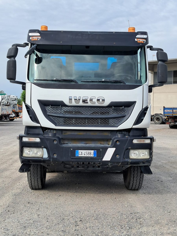 IVECO TRAKKER 500 CIFA RY1300 - Autodomíchávač: obrázek 4 IVECO TRAKKER 500 CIFA RY1300 - Autodomíchávač: obrázek 4